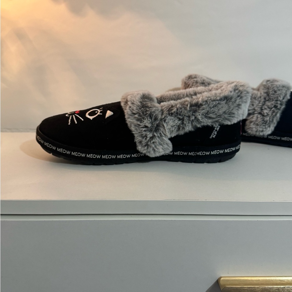 BOBS from Skechers
Women's Slip-ins®: Too Cozy - Meow PJ's Slippers Size: 7